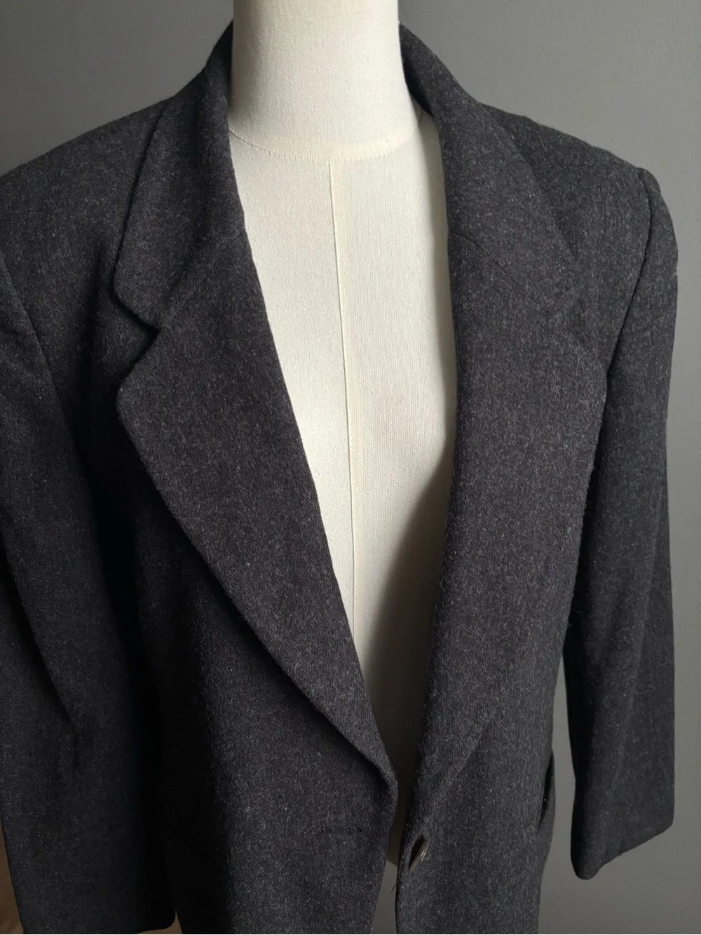Jones Wear Vintage 100% Wool Blazer